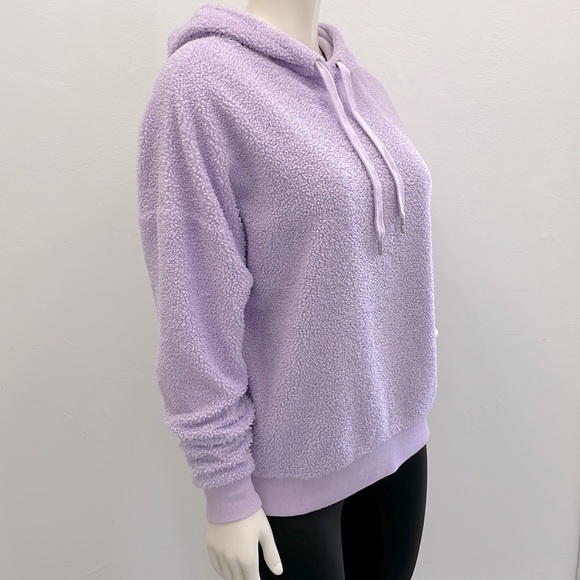 New Look • Lilac Teddy Hoodie - Picture 2 of 12